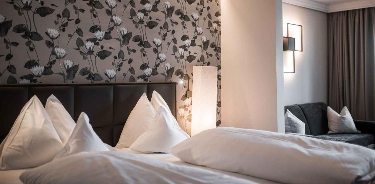 Hotel Resmairhof Schenna Dış mekan fotoğraf